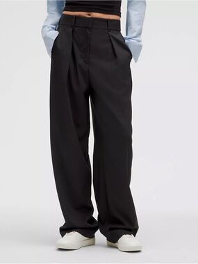 Lululemon pleat front high rise wide leg pants